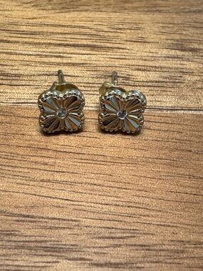 Simons Gold Floral Stud Earrings with Clear Center